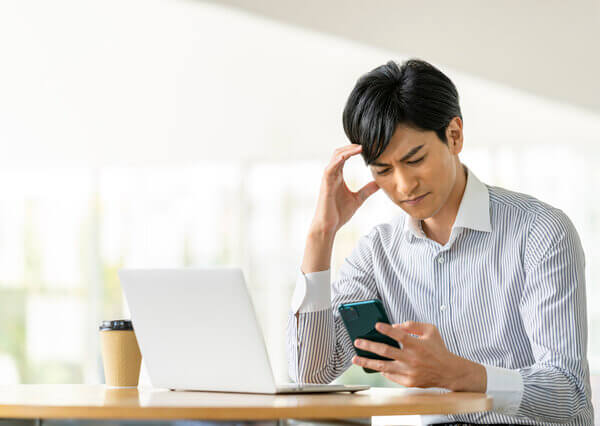 副業詐欺で高額な後払い請求をされたら、支払うべき？払ってしまった時の対応とは